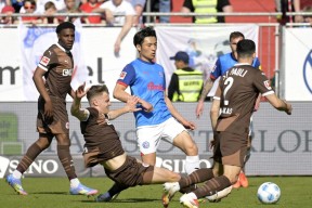 棋牌游戏赛地聚焦——法甲冲刺阶段热度飙升，布莱顿刷新队史纪录，赛场秩序良好，阵容厚度经受考验的简单介绍