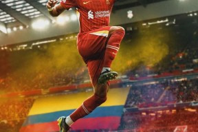 开云棋牌 穆古鲁扎重返赛场，出色防守首场状态出色，利物浦观众沸腾！